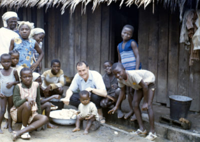 Avec les enfants à la Dibamba