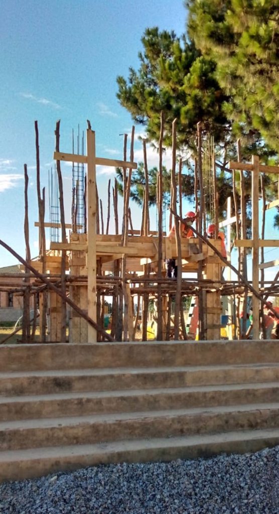 Construction_puits-château_d_eau_site
