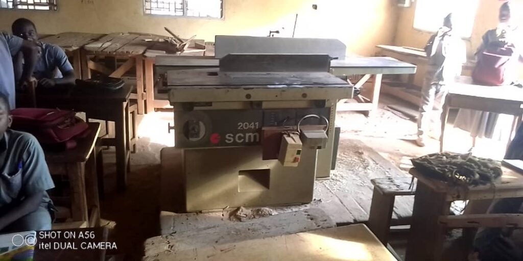 machine à bois