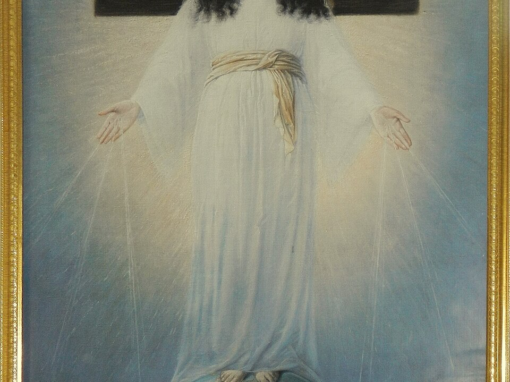 MARIE AU MILIEU